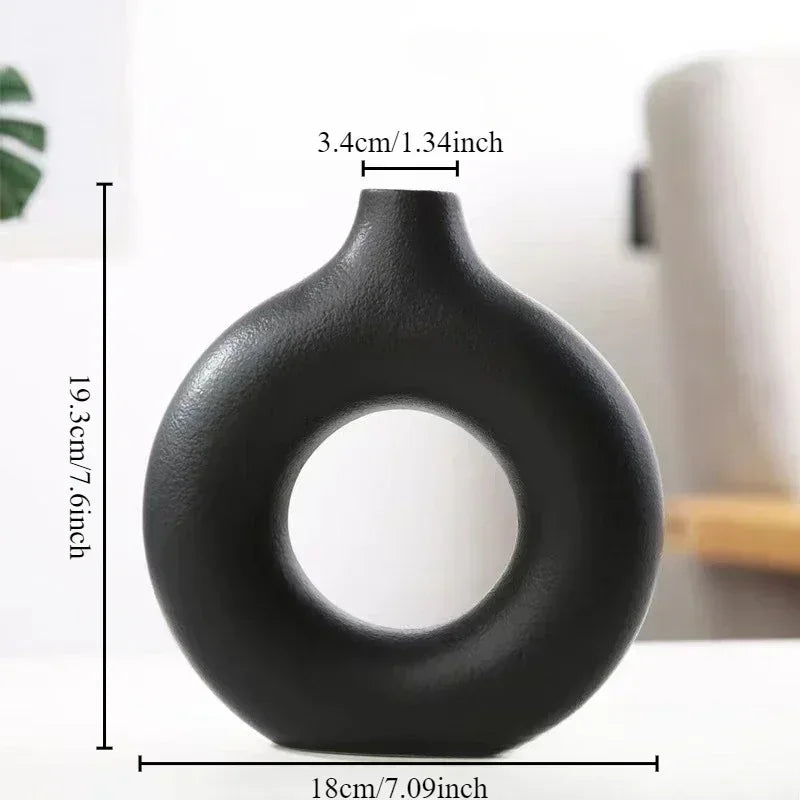 Creative Donut Shape Ceramic Vase Nordic White Circular Hollow Flower Vase Home Office Desktop Living Room Decoration Flower Pot
