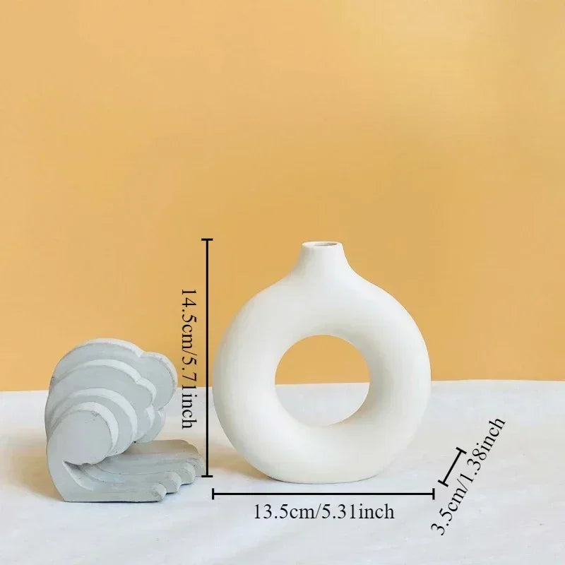Creative Donut Shape Ceramic Vase Nordic White Circular Hollow Flower Vase Home Office Desktop Living Room Decoration Flower Pot