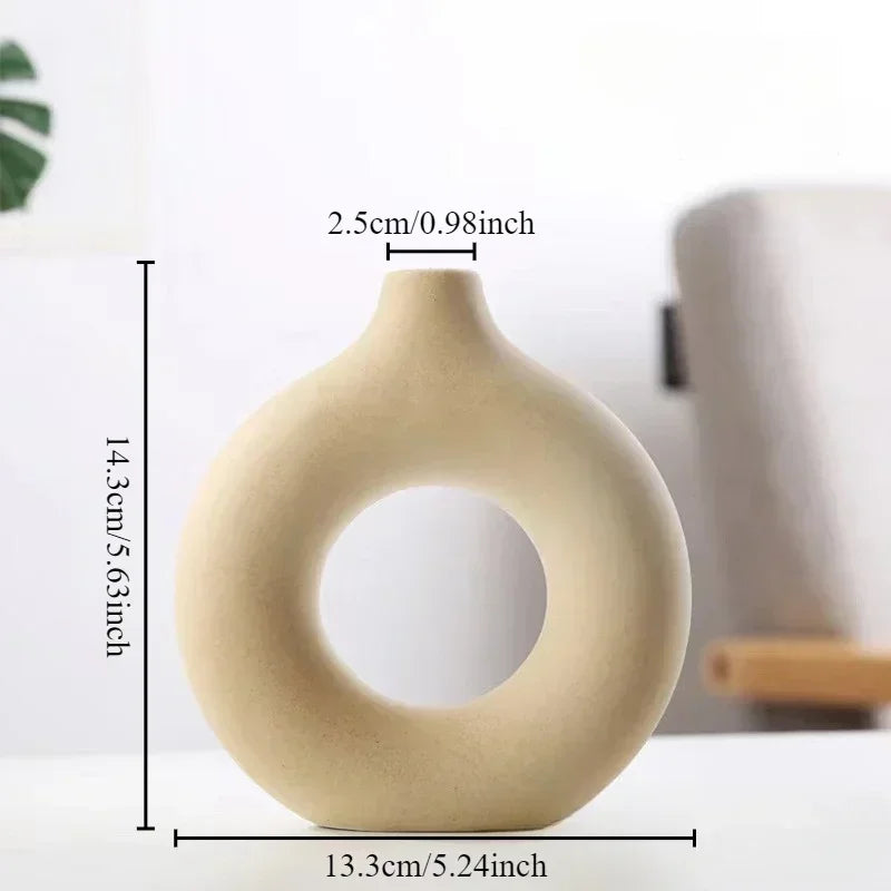 Creative Donut Shape Ceramic Vase Nordic White Circular Hollow Flower Vase Home Office Desktop Living Room Decoration Flower Pot