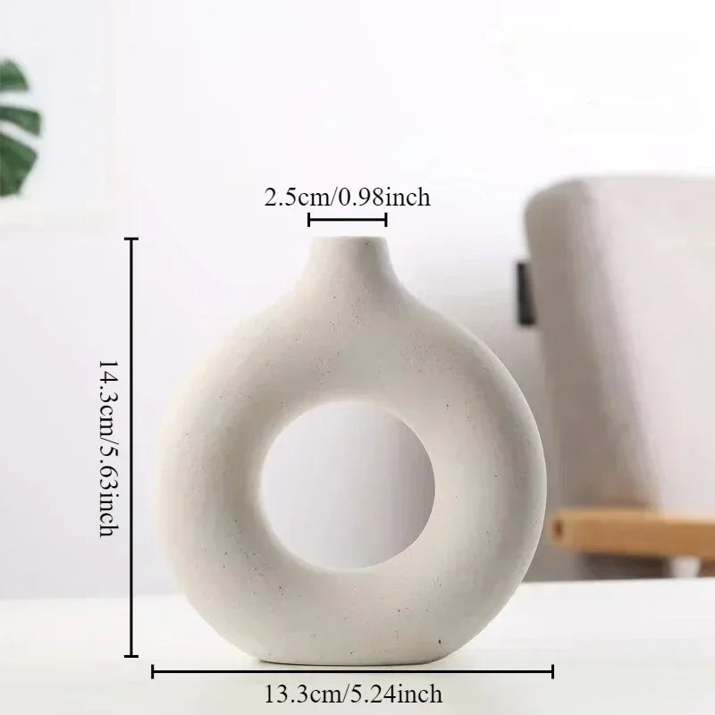 Creative Donut Shape Ceramic Vase Nordic White Circular Hollow Flower Vase Home Office Desktop Living Room Decoration Flower Pot