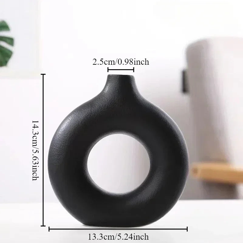 Creative Donut Shape Ceramic Vase Nordic White Circular Hollow Flower Vase Home Office Desktop Living Room Decoration Flower Pot